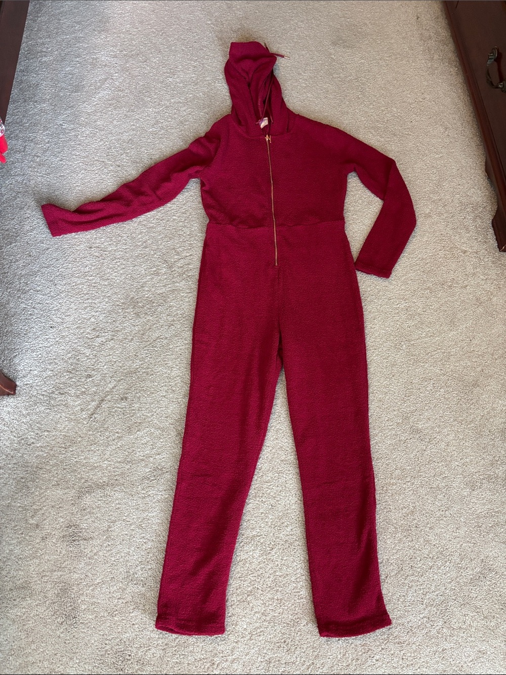 YITTY Burgundy Hooded One-Piece Romper. EUC. Size Large.
